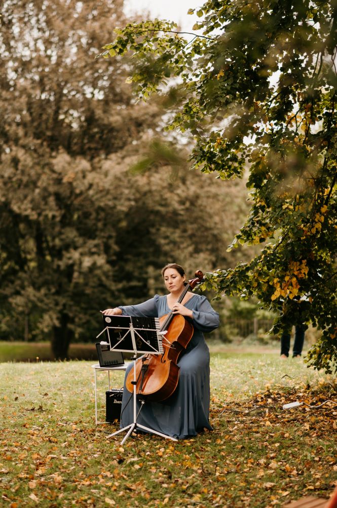 Cello na svatbu živá hudba na svatbu